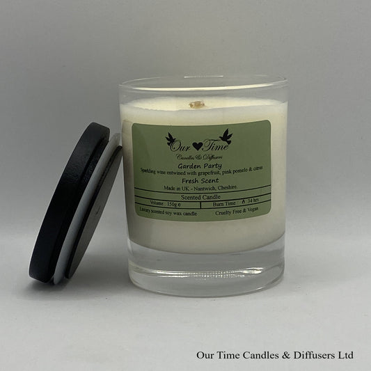 Medium Scented Candle with black lid off