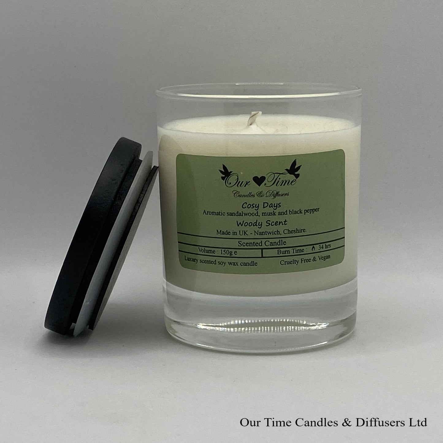 Medium Scented Candle with Black lid off