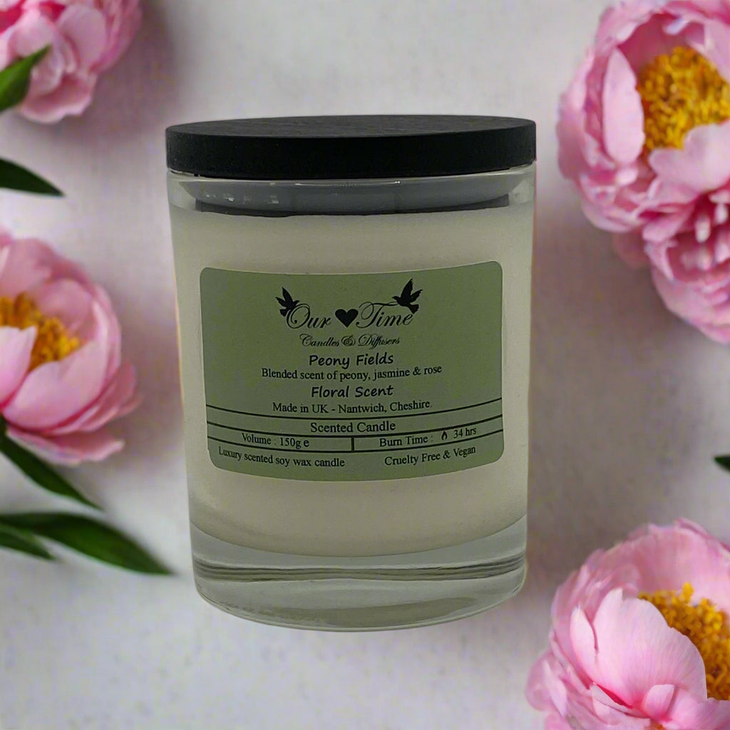 Medium Scented Candle with black lid