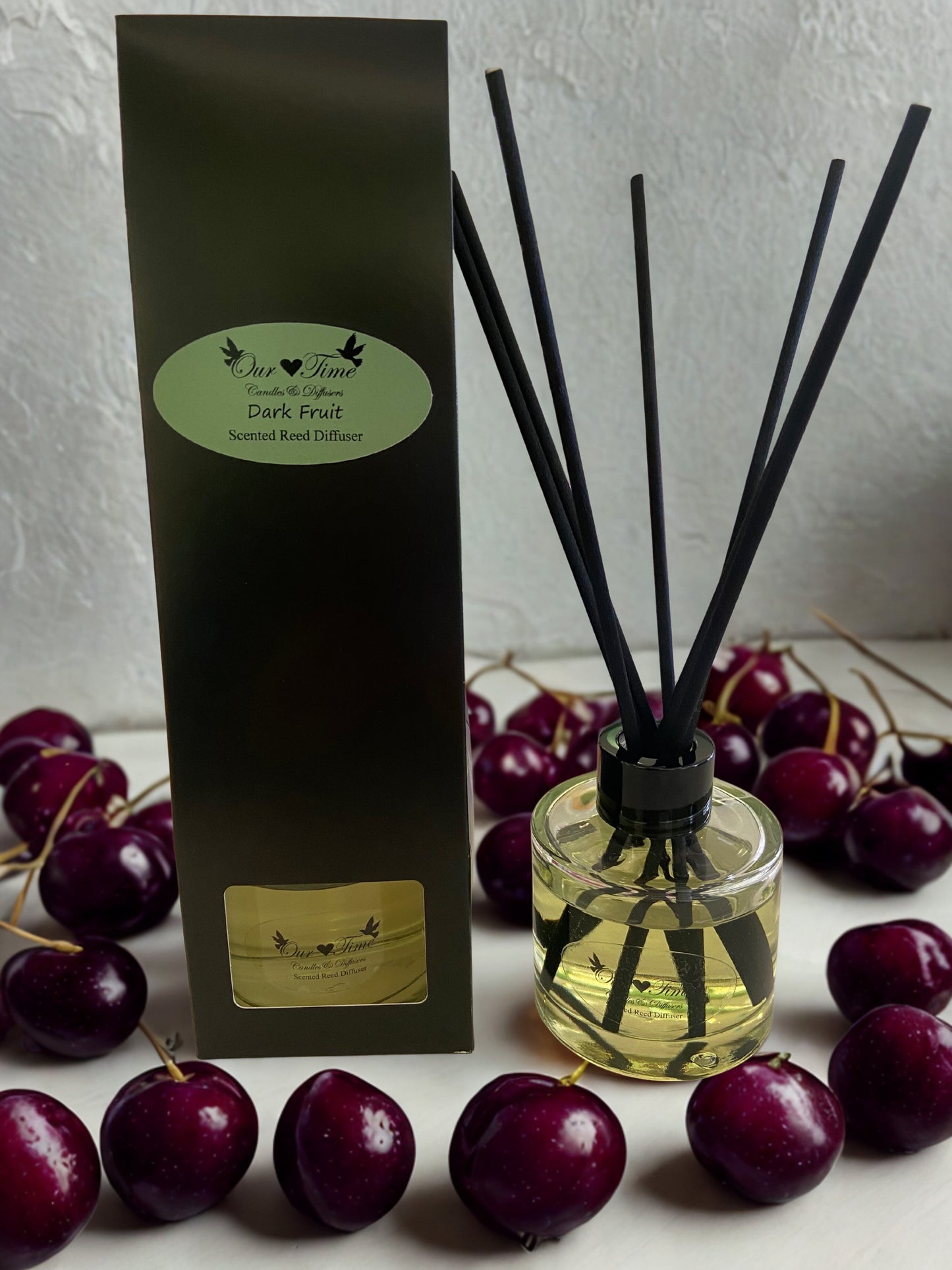 Dark Fruit Reed Diffuser 100ml