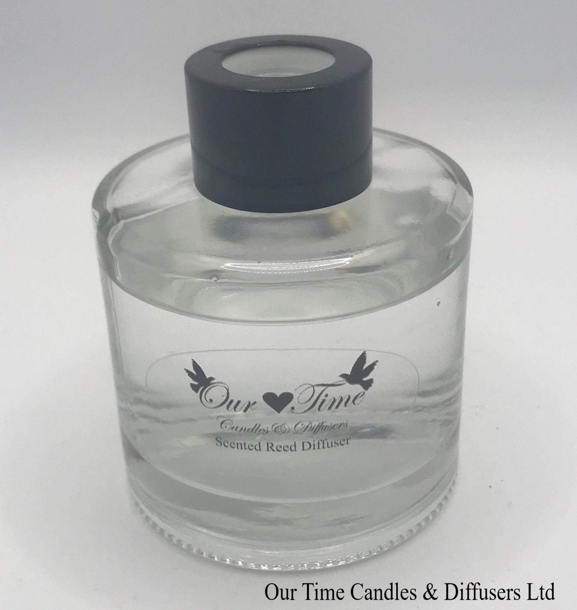 reed diffuser 100ml supplied in a clear bottle with black lid
