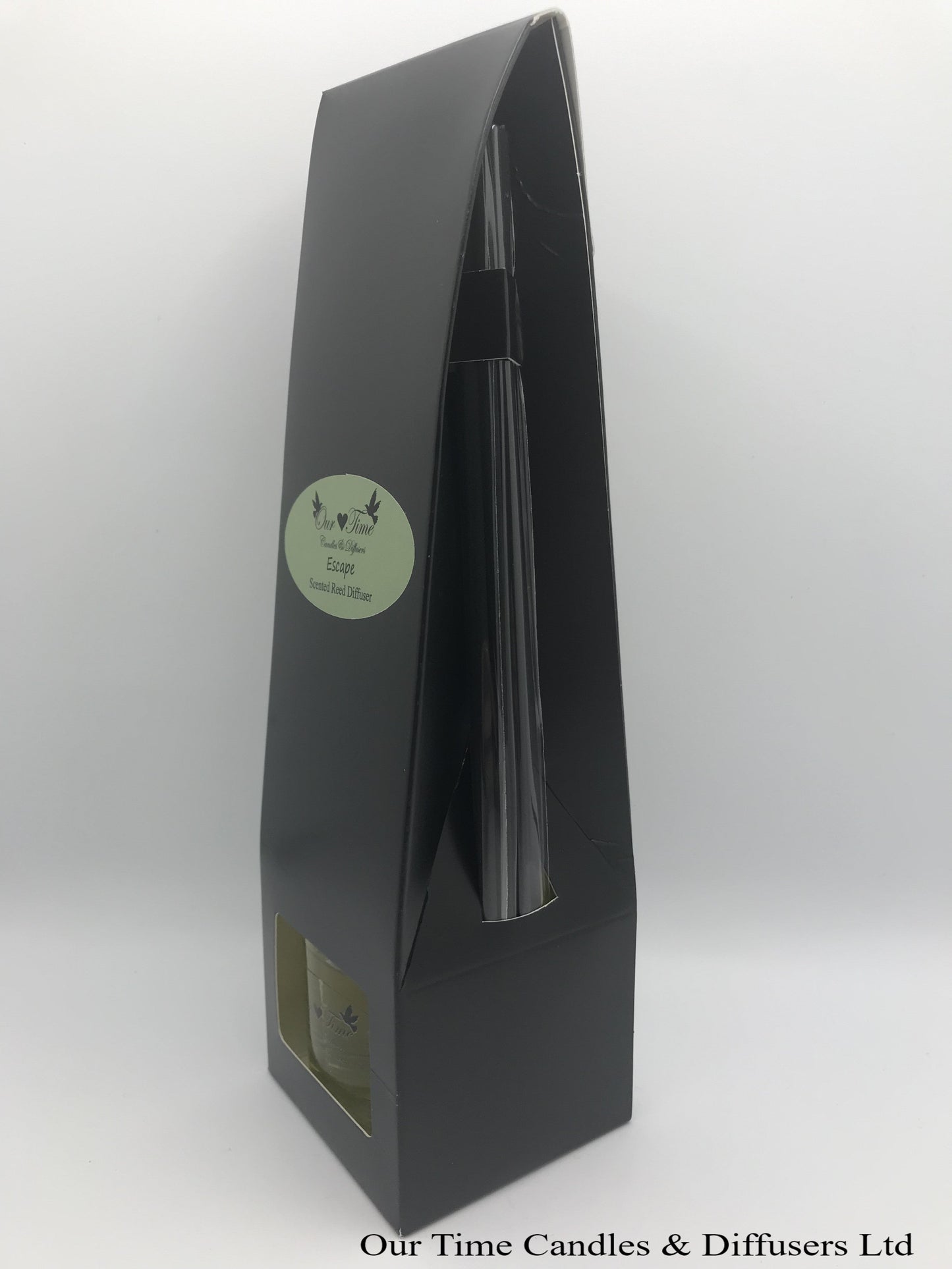 reed diffuser 100ml supplied in a clear bottle with black lid packed into a black box