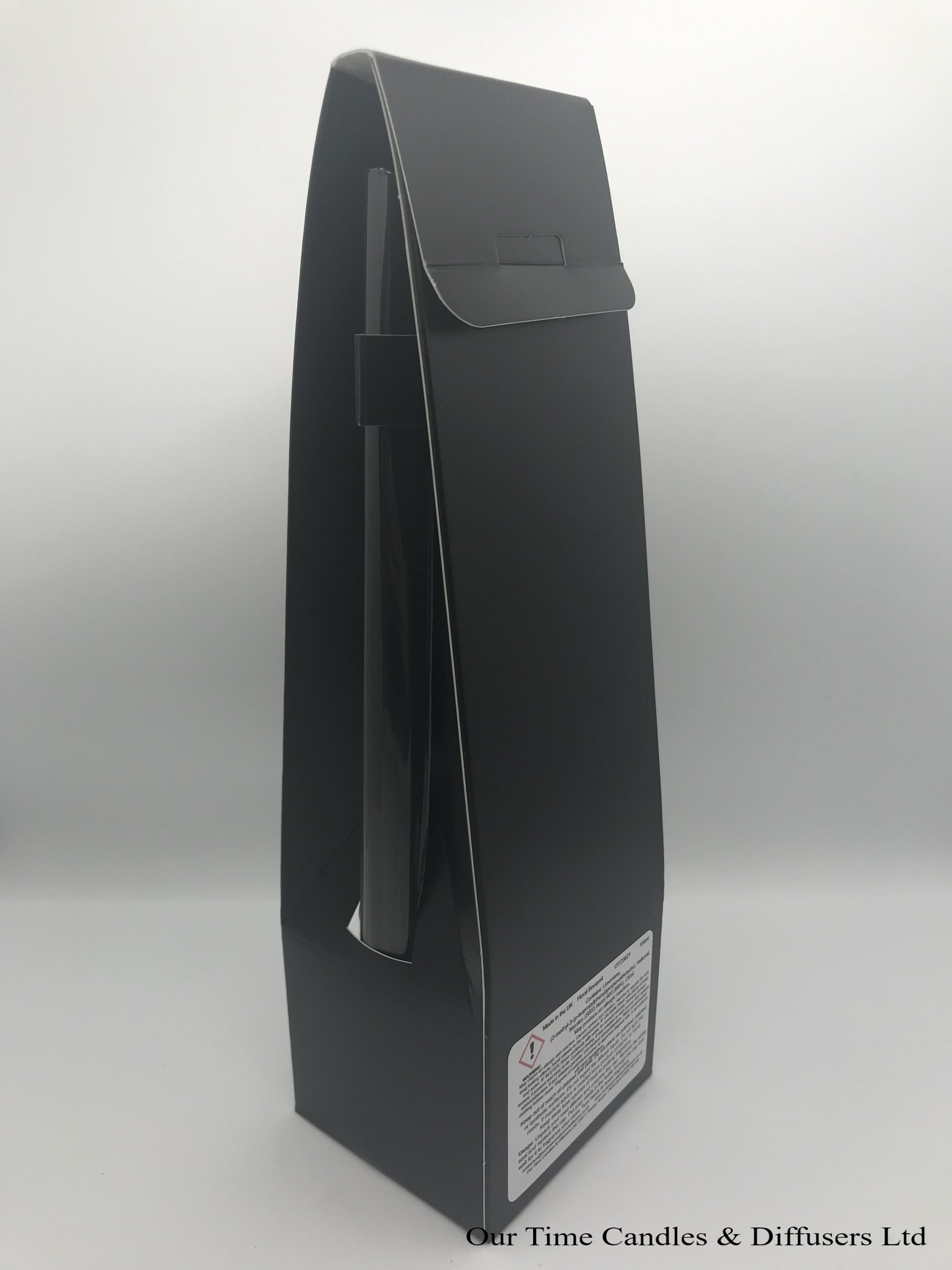 reed diffuser 100ml supplied in a clear bottle with black lid packed into a black box