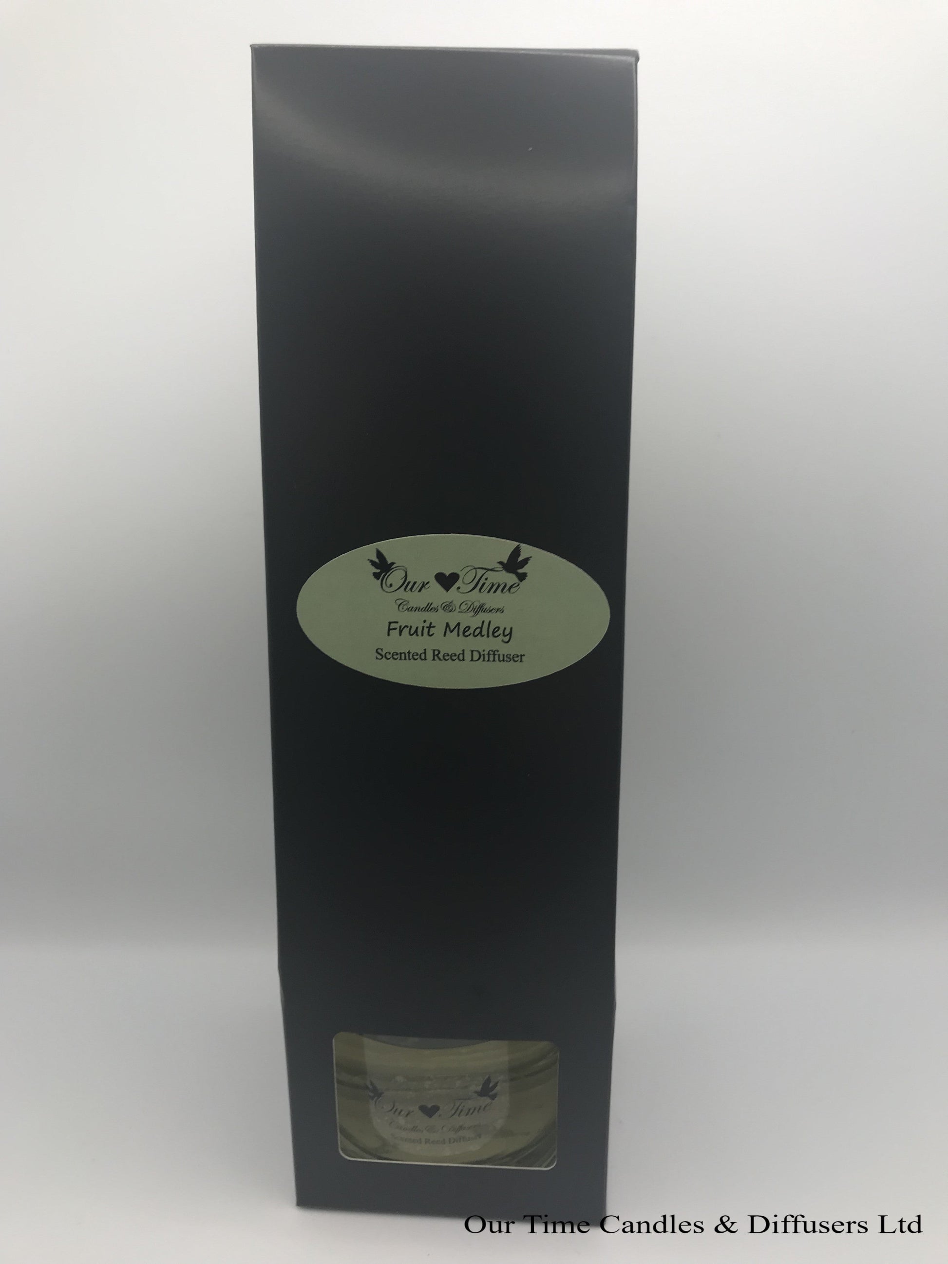 reed diffuser 100ml supplied in a clear bottle with black lid packed into a black box