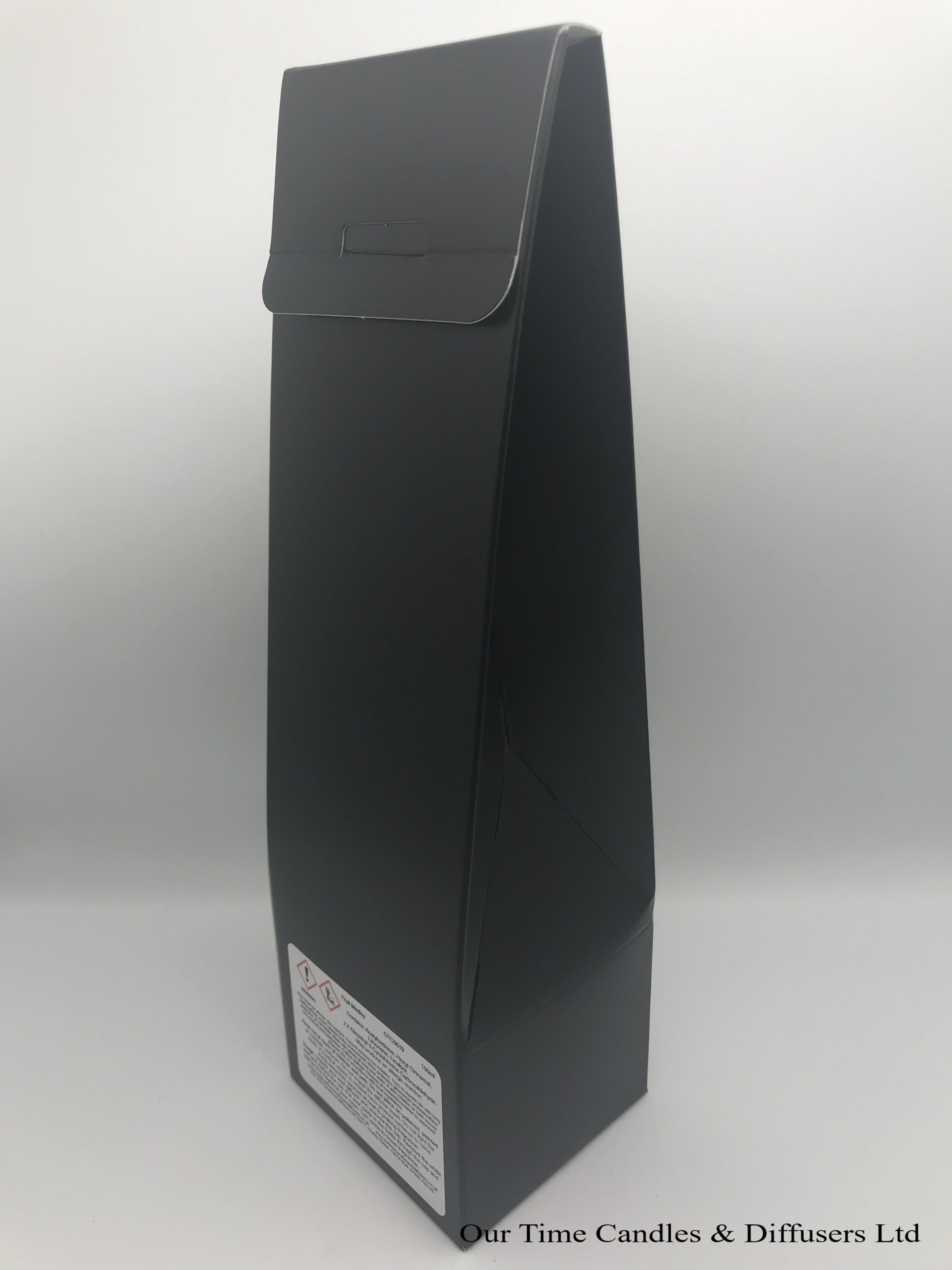 reed diffuser 100ml supplied in a clear bottle with black lid packed into a black box