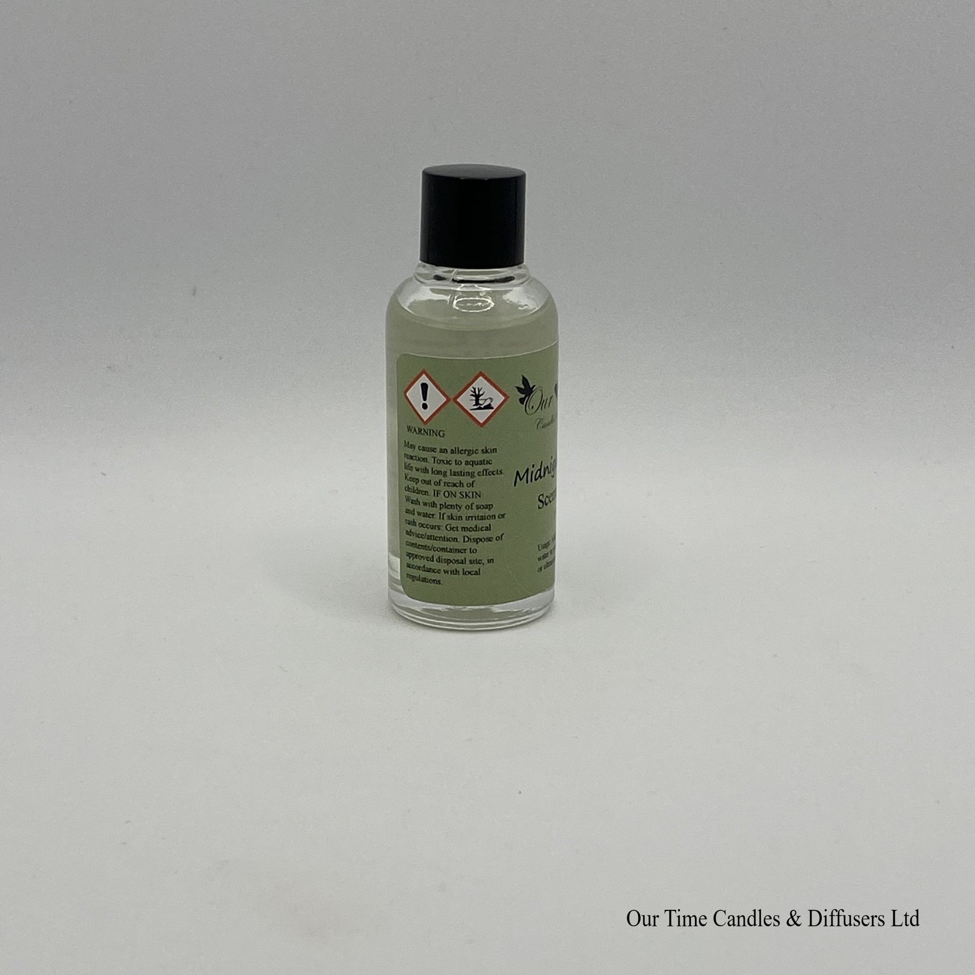 Scented Oil 15ml in clear bottle with black screw cap