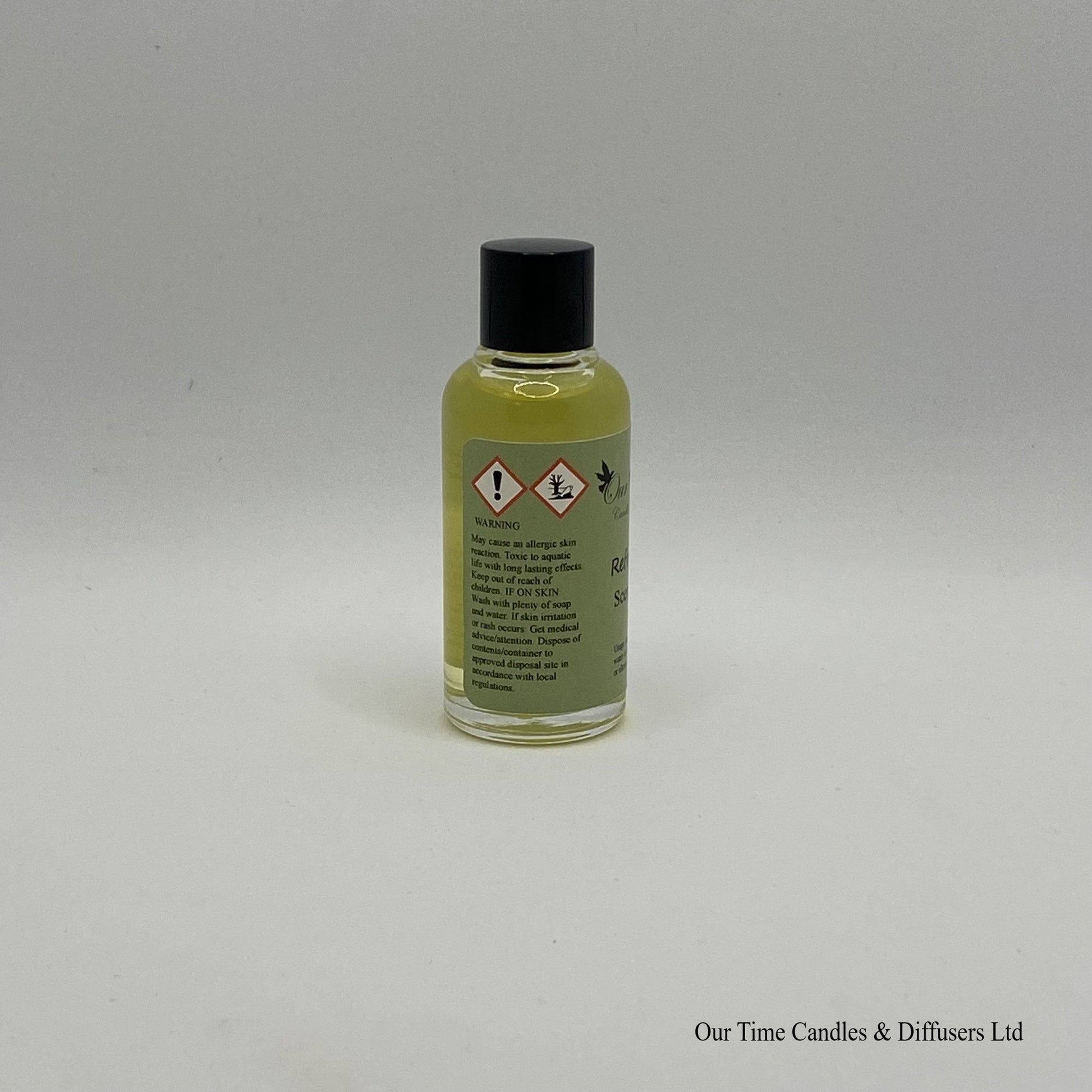 Scented Oil 15ml in clear bottle with black screw cap
