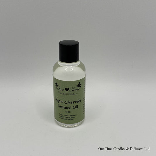Scented Oil 15ml in clear bottle with black screw cap