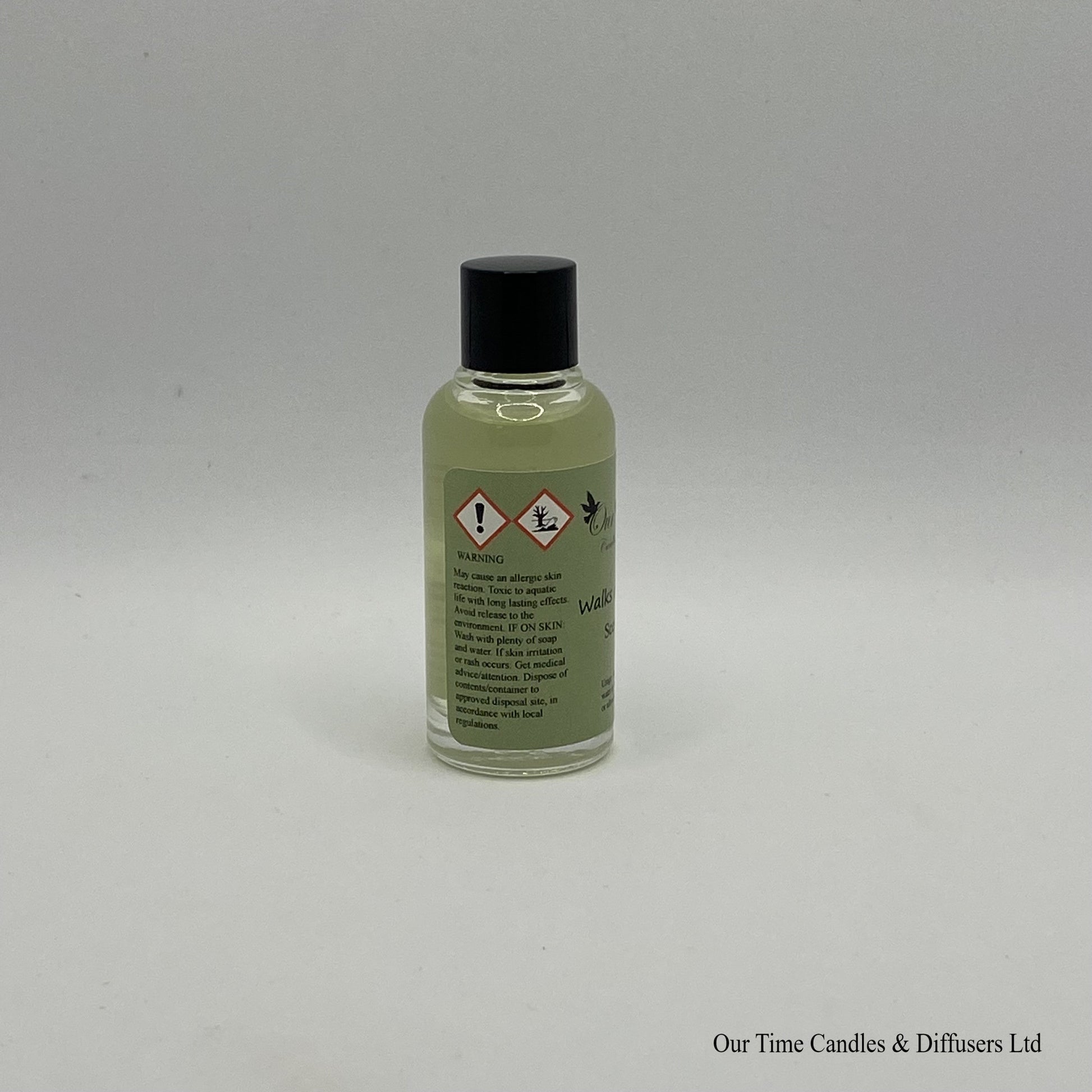 Scented Oil 15ml in clear bottle with black screw cap