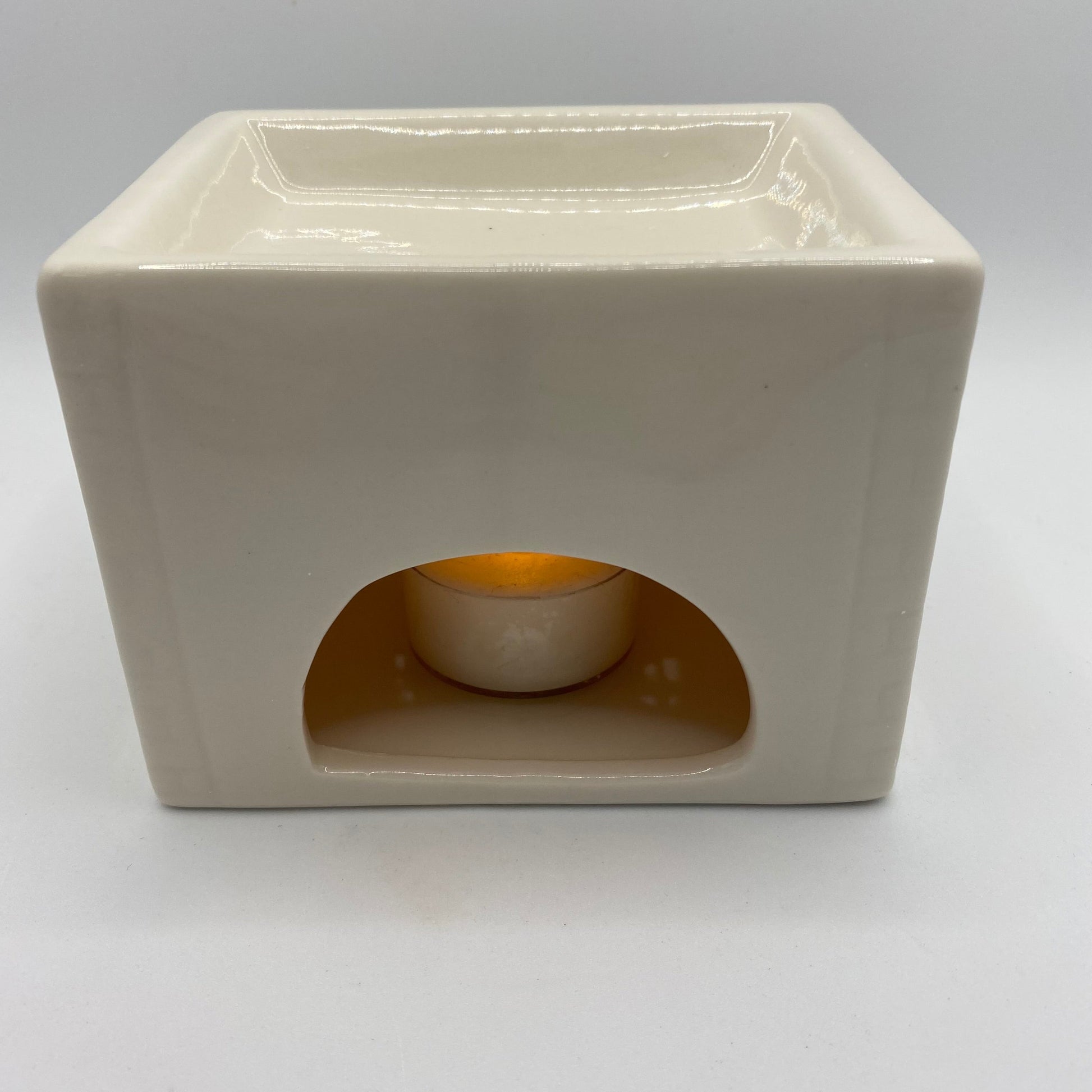 Ceramic House Oil Burner White