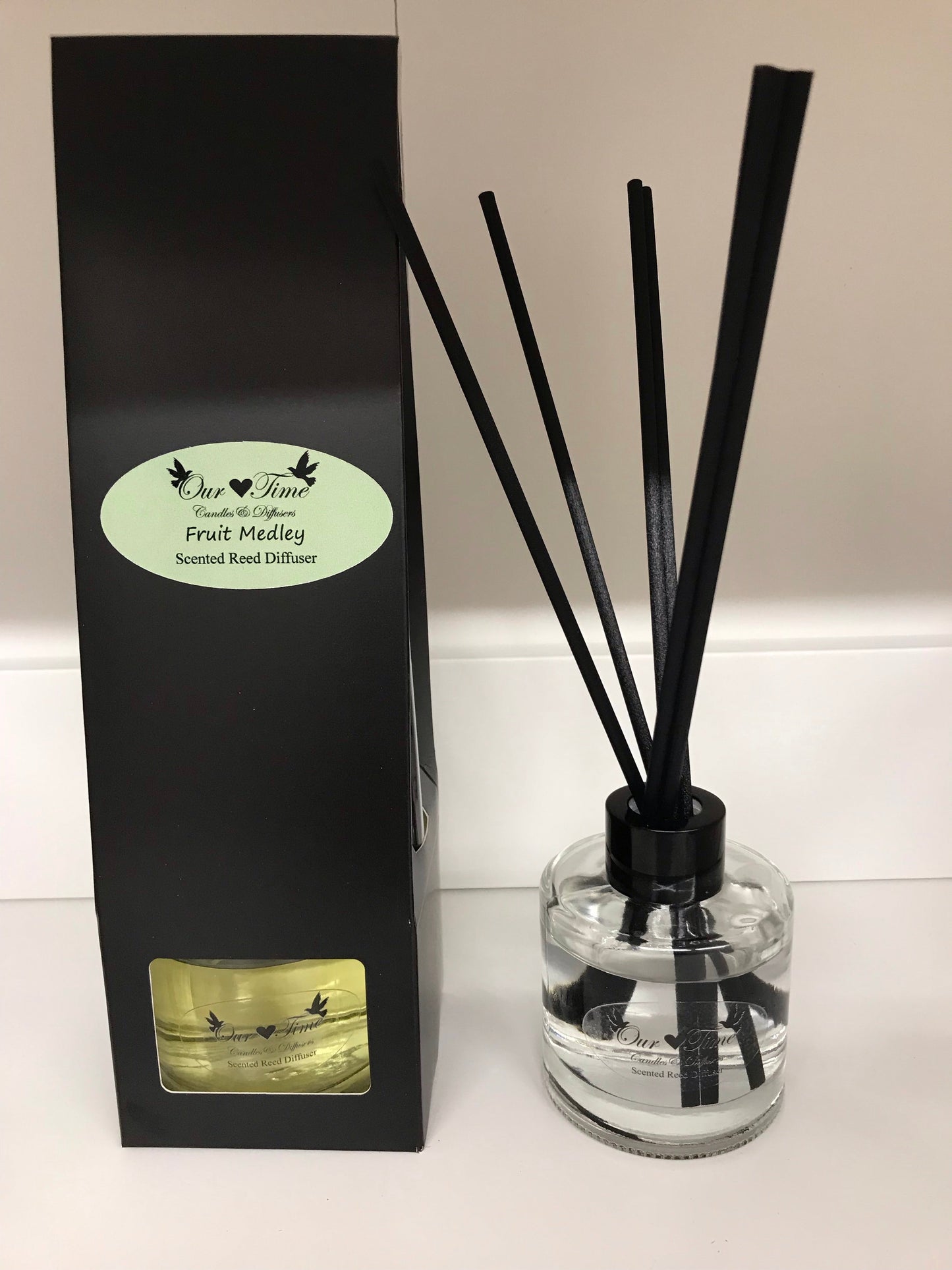 reed diffuser 100ml supplied in a clear bottle with black lid packed into a black box